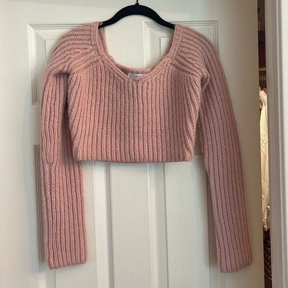 Brand New Endless Rose Off the Shoulder Cropped Sweater. Size S. Pink/Mauve - Picture 5 of 5
